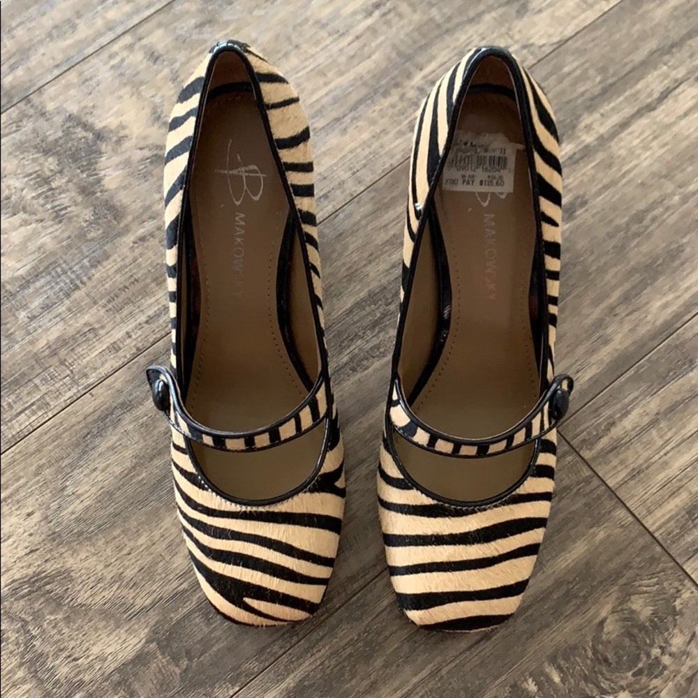 B Makowsky Animal Print Heeled Shoes Size 7